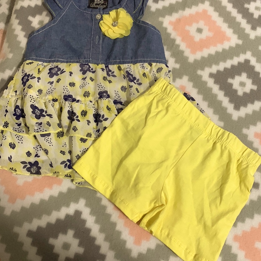 Cute fit and flare too with short bottoms.
